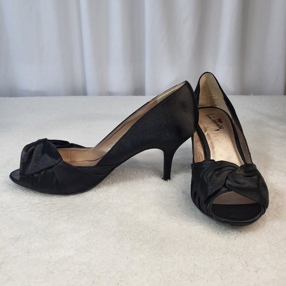 Luichiny Shoes - Luichiny Black Satin Open Toe With Bow Kitten Heel Pumps